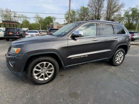Used 2014 Jeep Grand Cherokee Limited w/ Trailer Tow Group IV AWD/4WD image 4