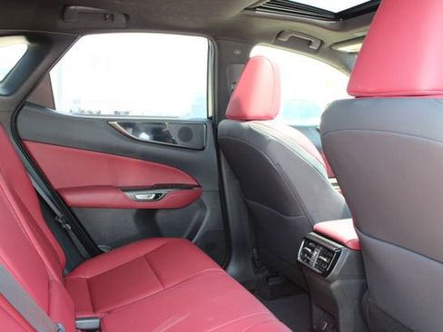 Certified 2024 Lexus NX 250 FWD image 7