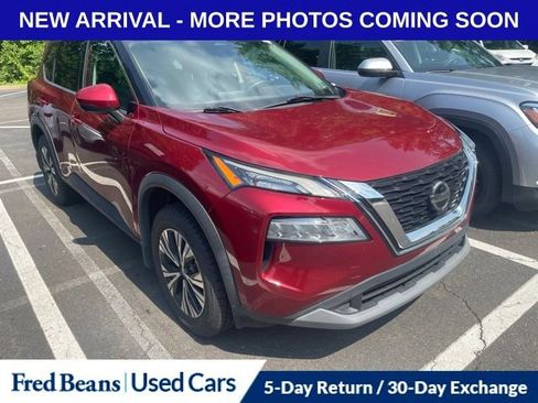 Used 2021 Nissan Rogue SV AWD/4WD image 1