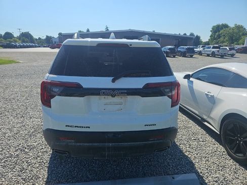 Used 2023 GMC Acadia SLT w/ Elevation Edition AWD/4WD image 9