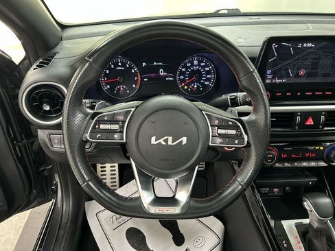 Used 2022 Kia Forte GT w/ GT2 Package FWD image 4