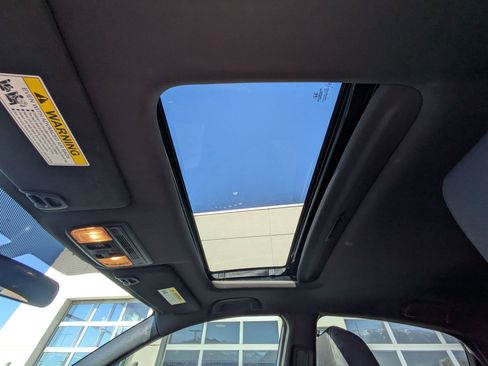 Used 2018 Honda Civic EX image 18