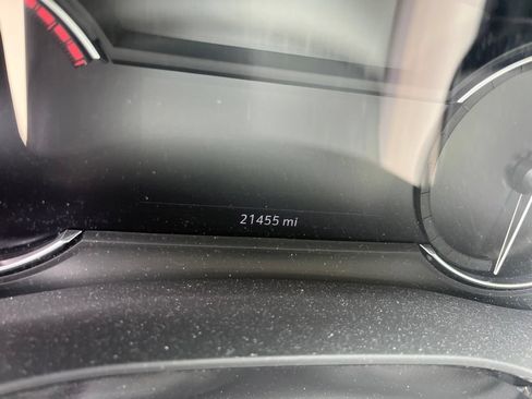 Used 2022 Cadillac XT5 Premium Luxury FWD image 3