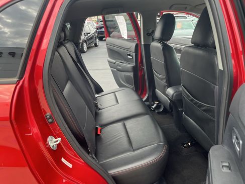 Used 2011 Mitsubishi Outlander Sport ES FWD image 39