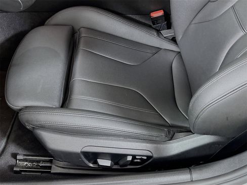 Used 2025 BMW Z4 sDrive30i image 22