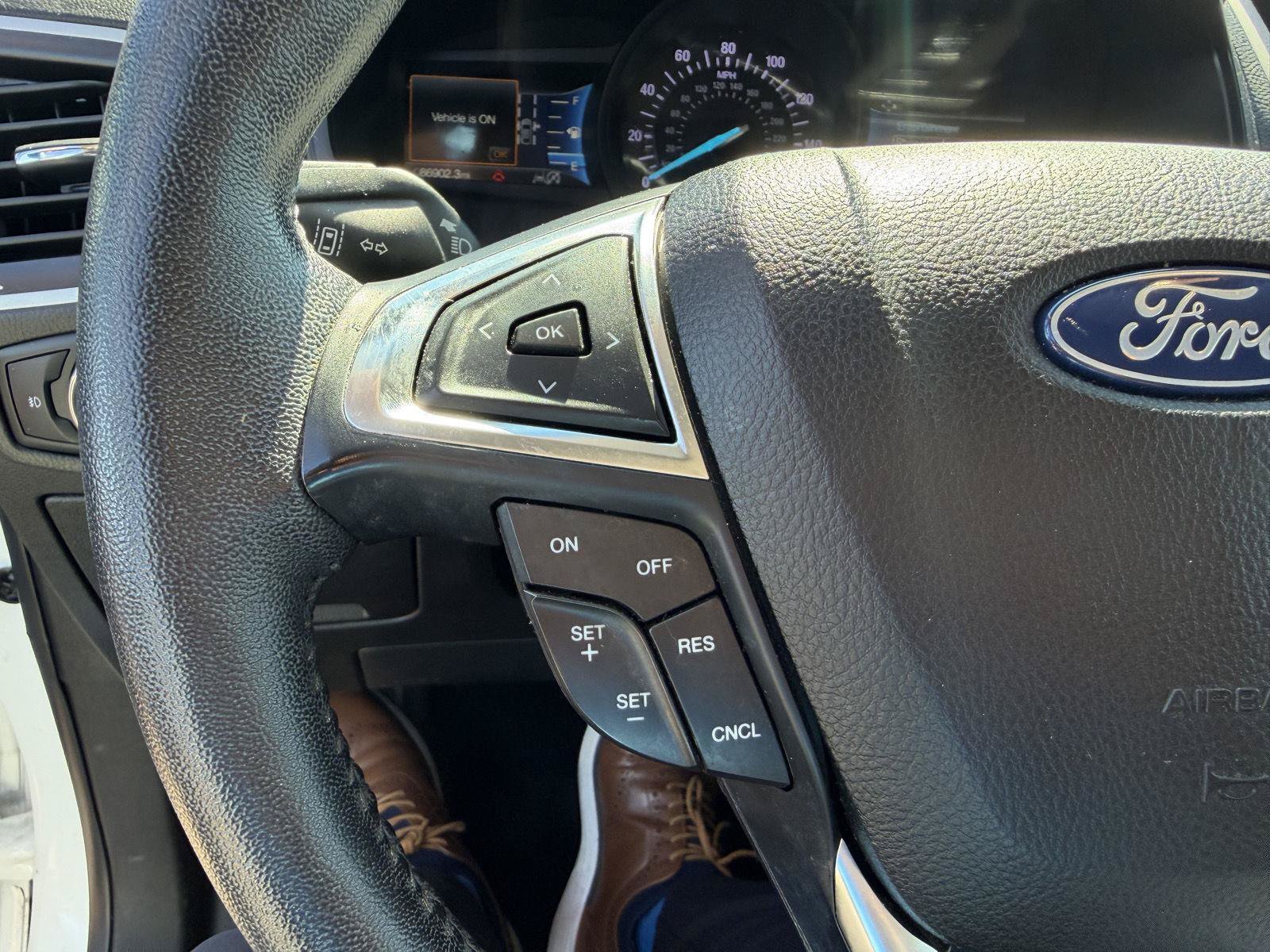Used 2022 Ford Edge SEL w/ Convenience Package AWD/4WD image 17