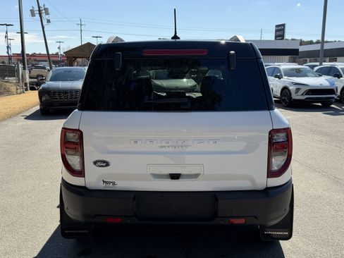 Used 2023 Ford Bronco Sport Outer Banks image 9