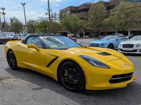 Used 2015 Chevrolet Corvette Stingray Convertible w/ 2LT Preferred Equipment Group RWD image 5