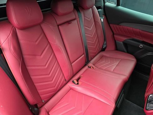 Used 2023 Maserati Grecale Modena AWD/4WD image 24