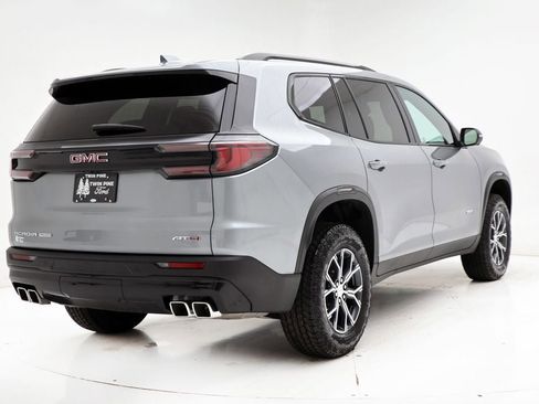 Used 2024 GMC Acadia AT4 w/ Luxury Package image 10