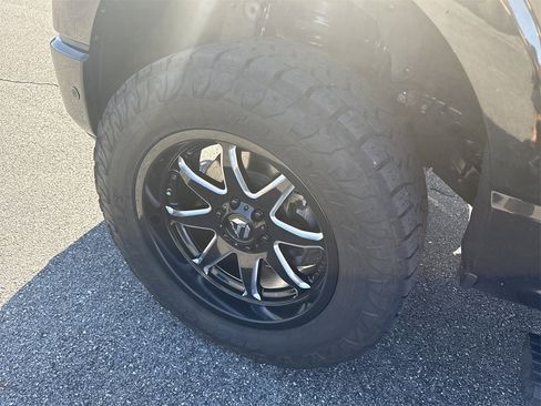 Used 2022 Ford F150 Platinum w/ Equipment Group 701A High image 12