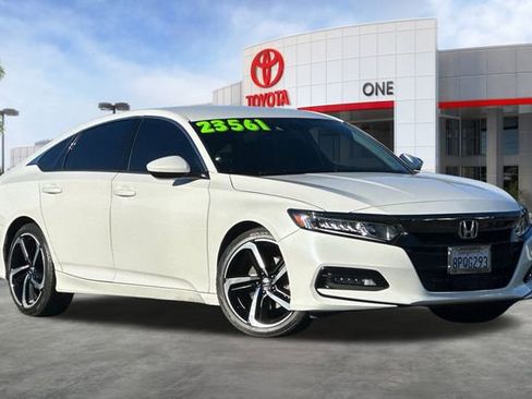 Used 2020 Honda Accord Sport image 2