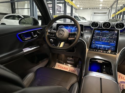 Certified 2025 Mercedes-Benz GLC 350e 4MATIC image 24