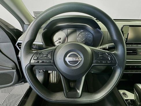 Used 2023 Nissan Altima 2.5 S image 13