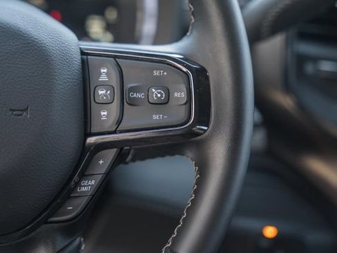 Used 2025 RAM 2500 Limited AWD/4WD image 44