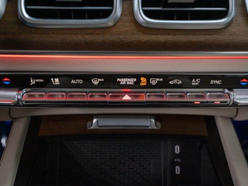 Certified 2026 Mercedes-Benz GLE 450 4MATIC image 29