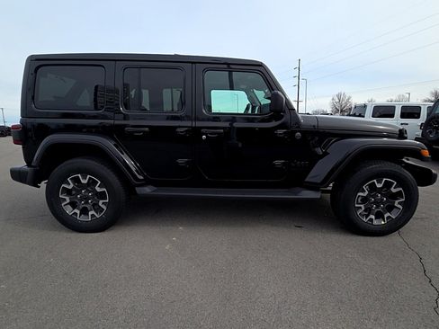 New 2026 Jeep Wrangler Unlimited Sahara image 4