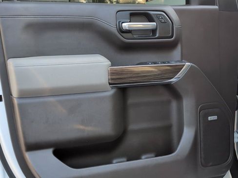 Used 2021 Chevrolet Silverado 1500 RST AWD/4WD image 19