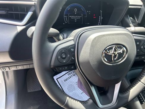 Used 2026 Toyota Corolla SE FWD image 27
