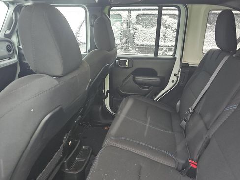 Used 2025 Jeep Wrangler Unlimited Rubicon 4xe w/ Safety Group image 10