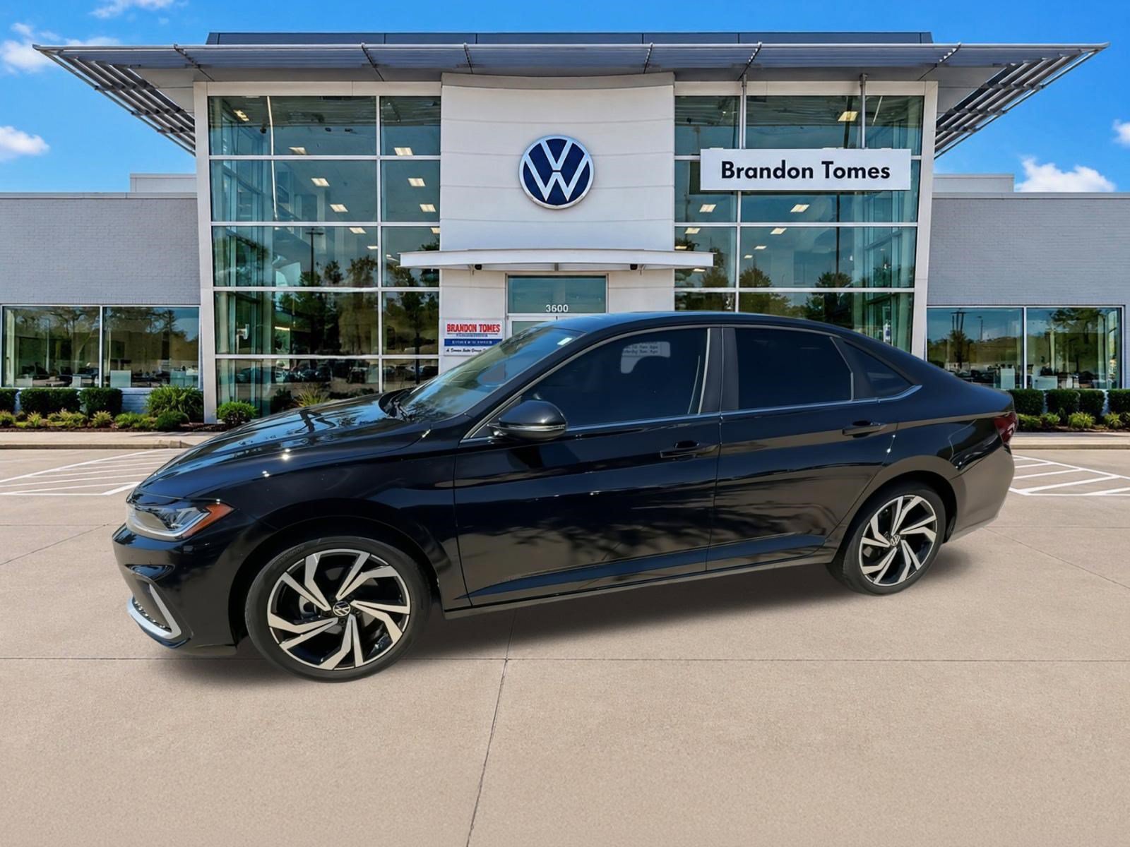 Used 2026 Volkswagen Jetta SEL FWD image 6
