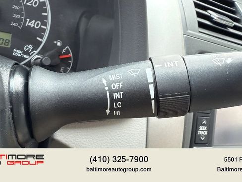 Used 2013 Toyota Corolla LE image 39