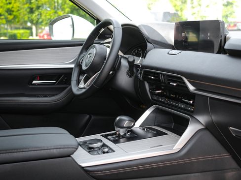 Used 2024 MAZDA CX-90 3.3 Turbo w/ Premium Package AWD/4WD image 36