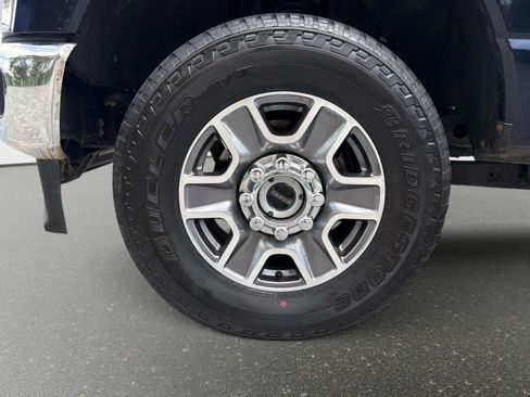 Used 2024 Ford F250 Lariat AWD/4WD image 12
