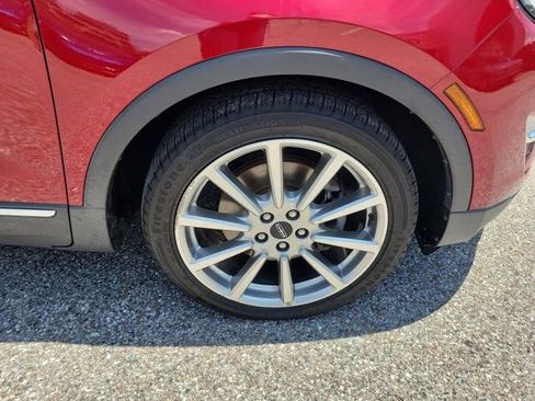 Used 2019 Lincoln MKC Reserve FWD image 12