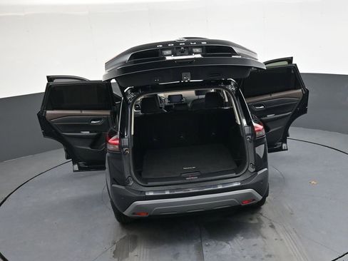 Used 2023 Nissan Rogue SV w/ SV Premium B Package image 44