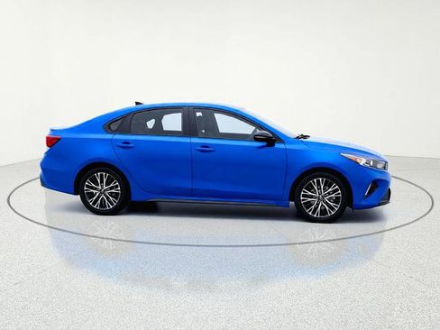 Certified 2023 Kia Forte GT-Line FWD image 7