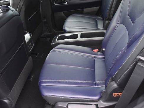 New 2026 INFINITI QX60 Sport w/ Dark Cargo Package AWD/4WD image 18