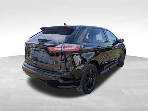 Used 2023 Ford Edge ST-Line image 2