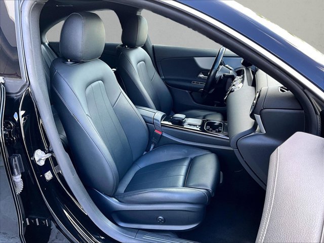 Used 2023 Mercedes-Benz CLA 250 image 9