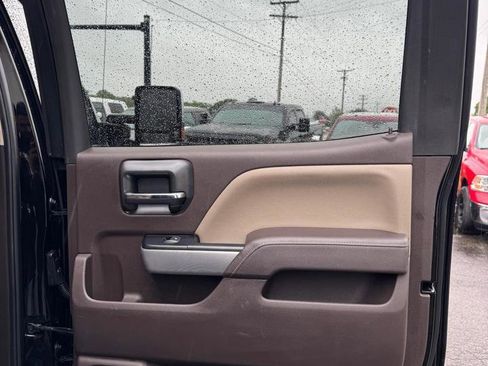 Used 2019 Chevrolet Silverado 2500 LTZ w/ Duramax Plus Package AWD/4WD image 21