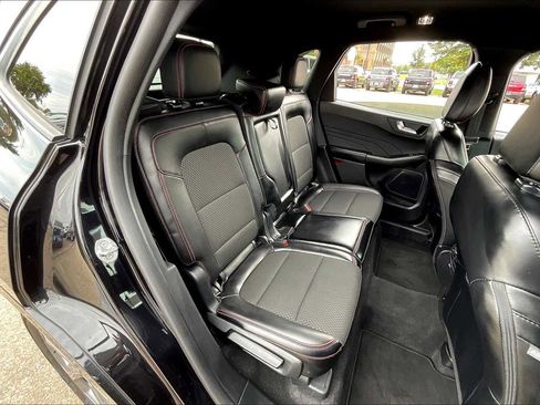Used 2024 Ford Escape ST-Line image 37