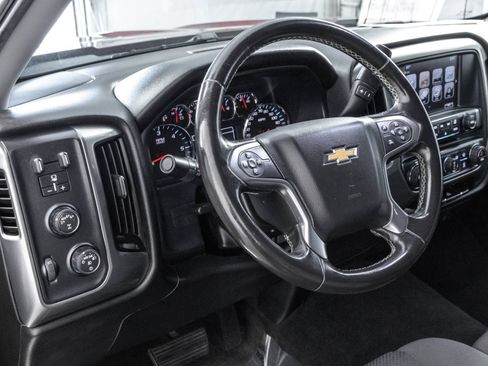 Used 2018 Chevrolet Silverado 1500 LT w/ All Star Edition AWD/4WD image 31