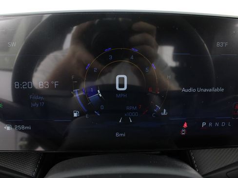 New 2027 Chevrolet Equinox LT w/ Convenience Package II FWD image 11