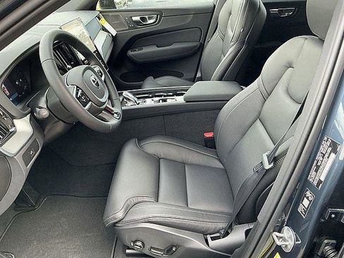 New 2026 Volvo XC60 B5 Ultra w/ Climate Package AWD/4WD image 14