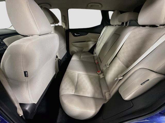 Used 2022 Nissan Rogue Sport SV FWD image 22