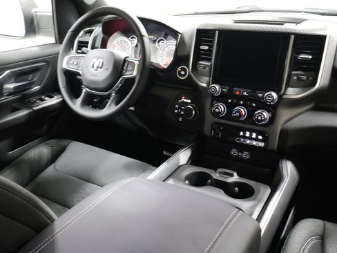 New 2026 RAM 1500 4x4 Crew Cab image 17
