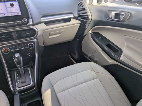 Used 2019 Ford EcoSport SE FWD image 16