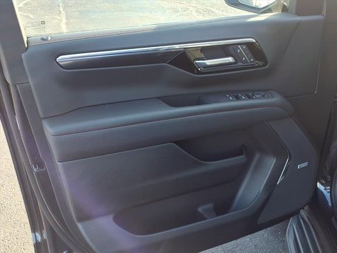 New 2026 Chevrolet Suburban RST w/ RST Capability Package image 3