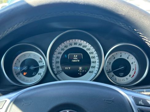 Used 2016 Mercedes-Benz E 400 4MATIC Coupe image 31