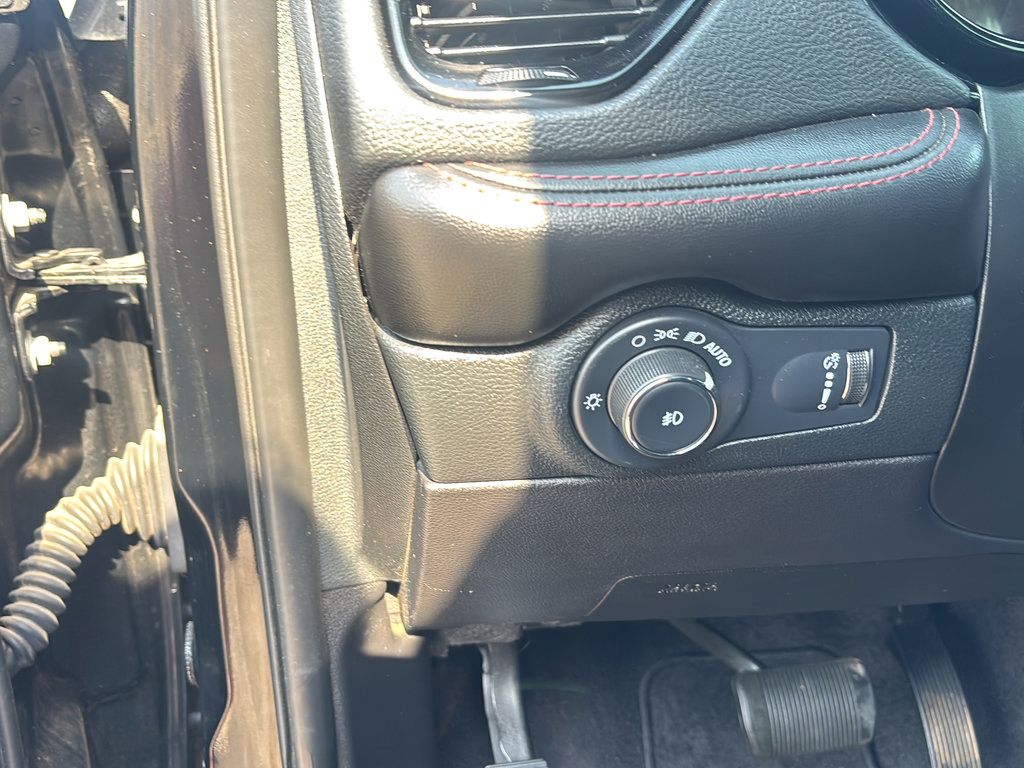 Used 2022 Dodge Durango R/T w/ Trailer Tow Group IV AWD/4WD image 25