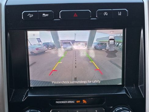 Used 2020 Ford F150 Lariat image 19