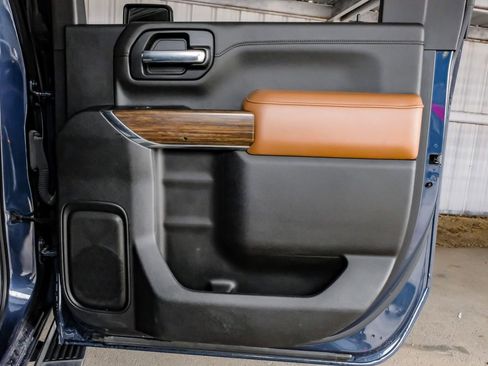 Used 2022 Chevrolet Silverado 3500 High Country w/ Safety Package II image 48