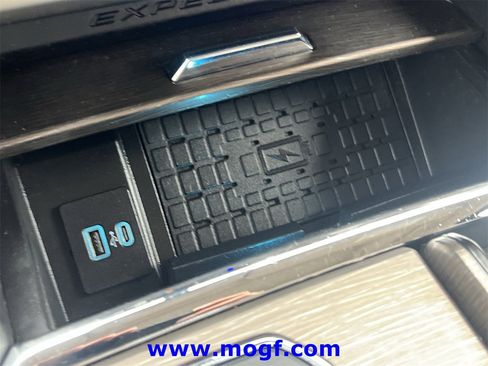 Certified 2024 Ford Expedition Max Limited image 10