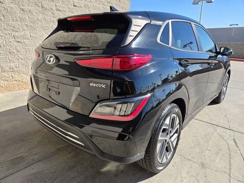 Used 2022 Hyundai Kona Limited image 4