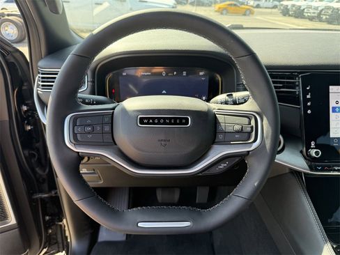 New 2025 Jeep Wagoneer L Series II w/ Convenience Group I image 14